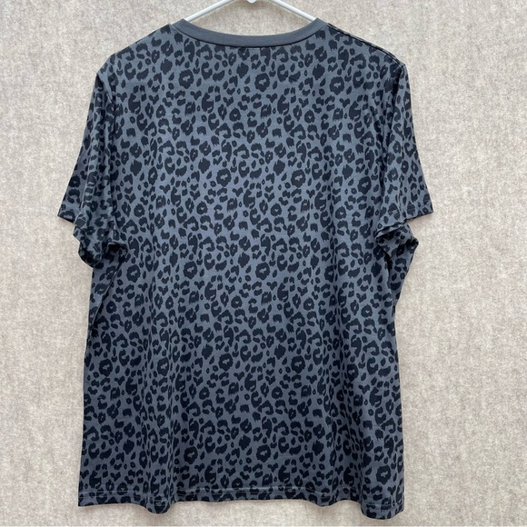 Women's Animal Print Pajama Top XXL - Picture 3 of 6